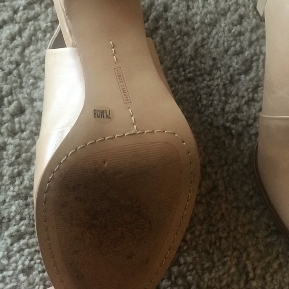 Vince Camuto high heels - Picture 1 of 4